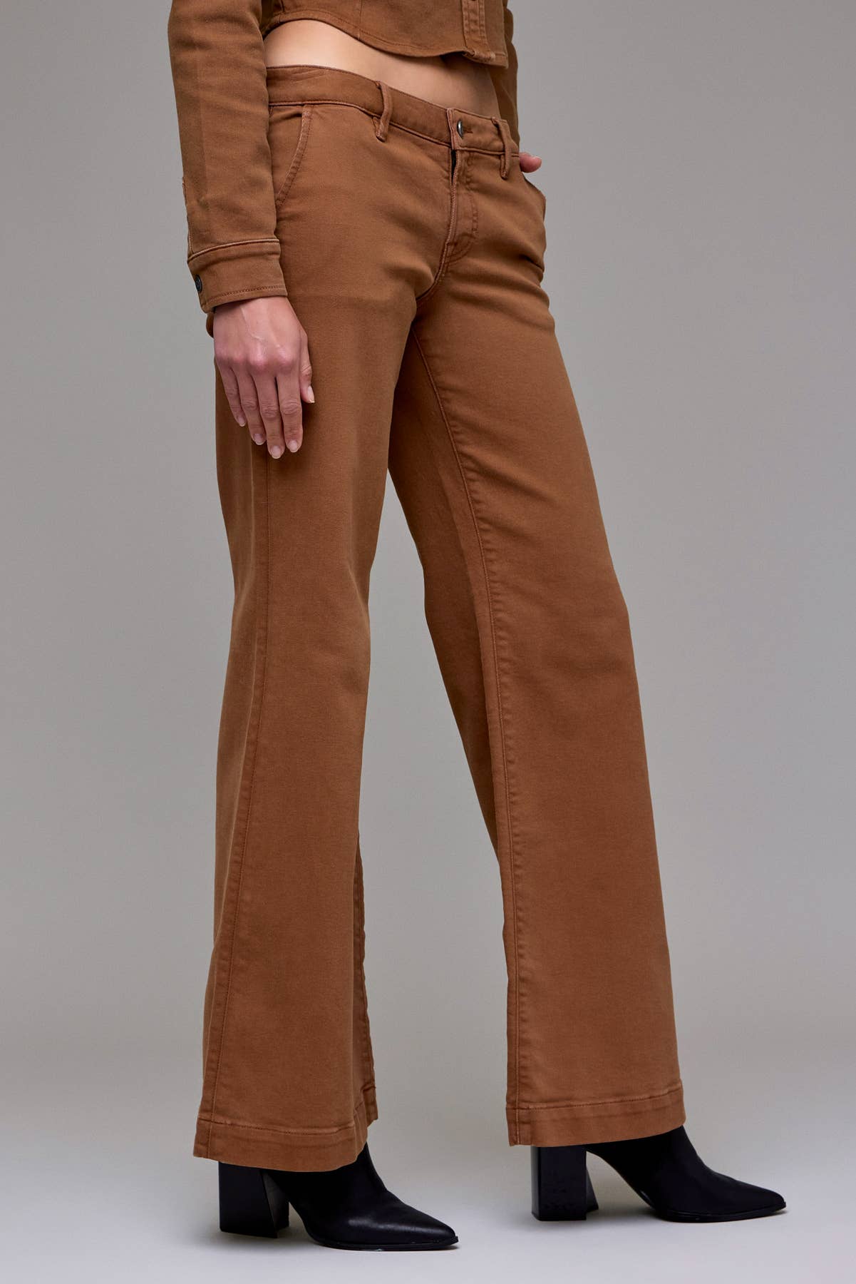 Tawney Wash Comfort Jeans